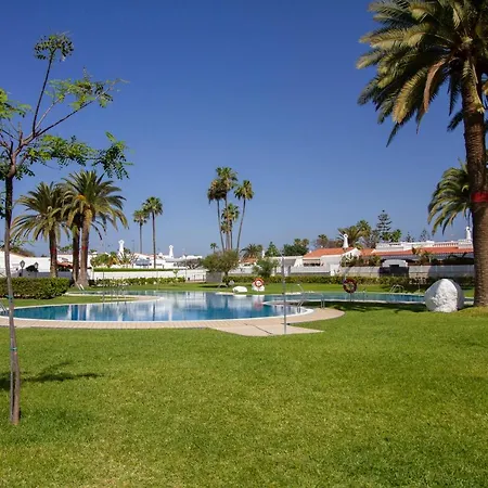 Holycan Bungalow - Solarium & Garden Holiday home